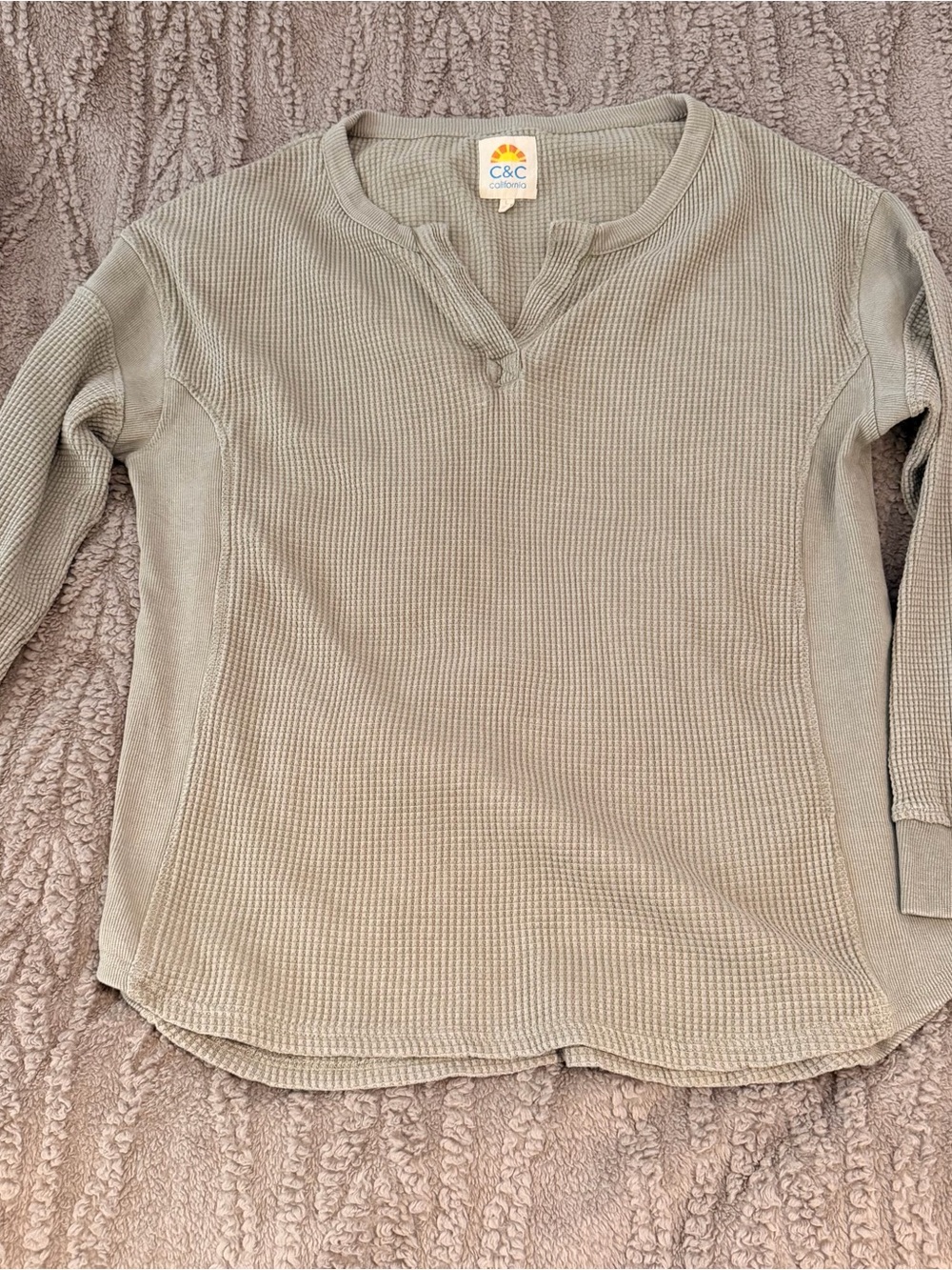 C&C California Women’s Waffle Henley Long-Sleeve Top size: L